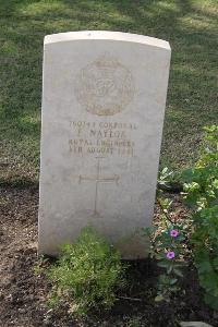 Ismailia War Memorial Cemetery - Naylor, Frederick